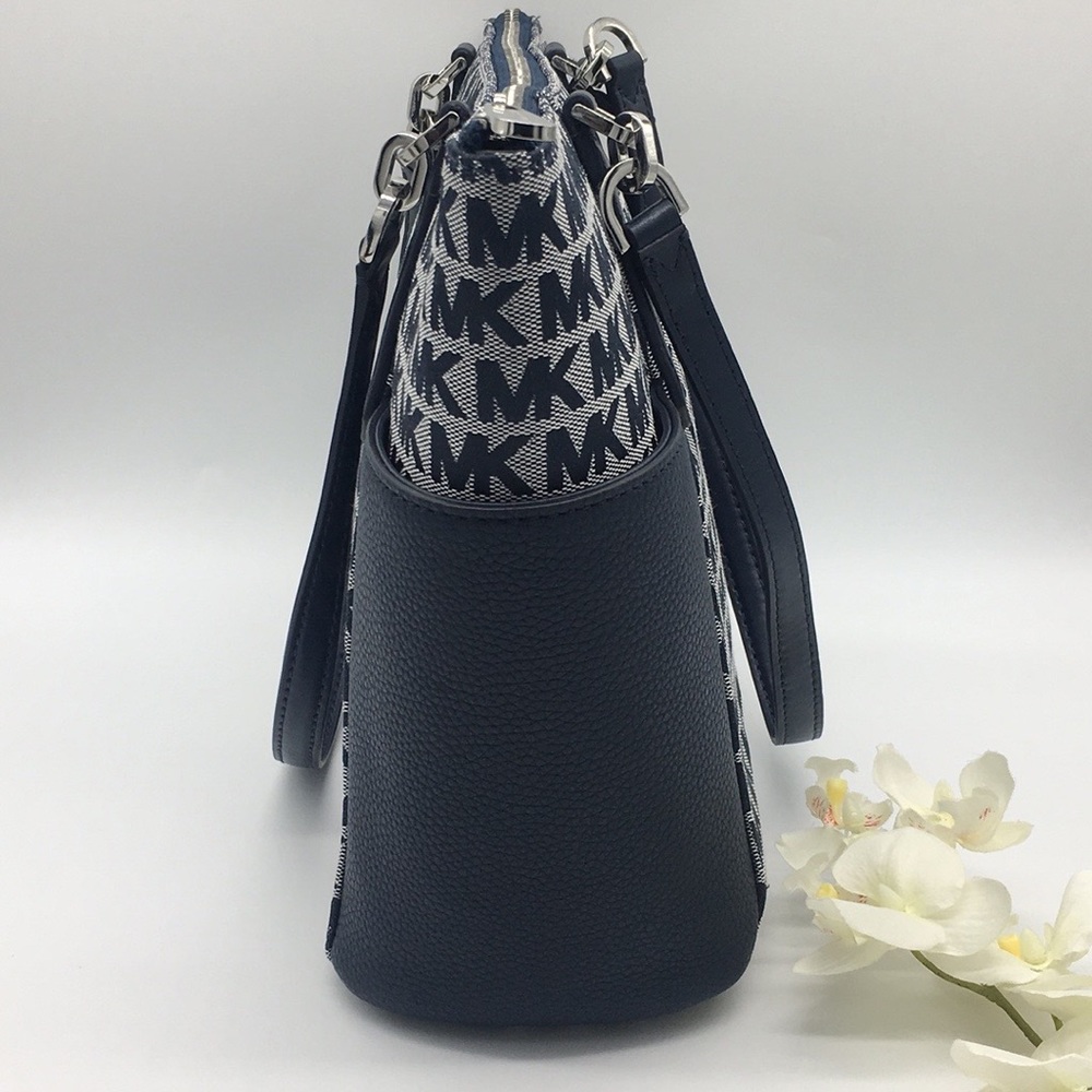 MICHAEL KORS BEDFORD LG EW TZ TOTE NAVY MULTI - Picture 4 of 8